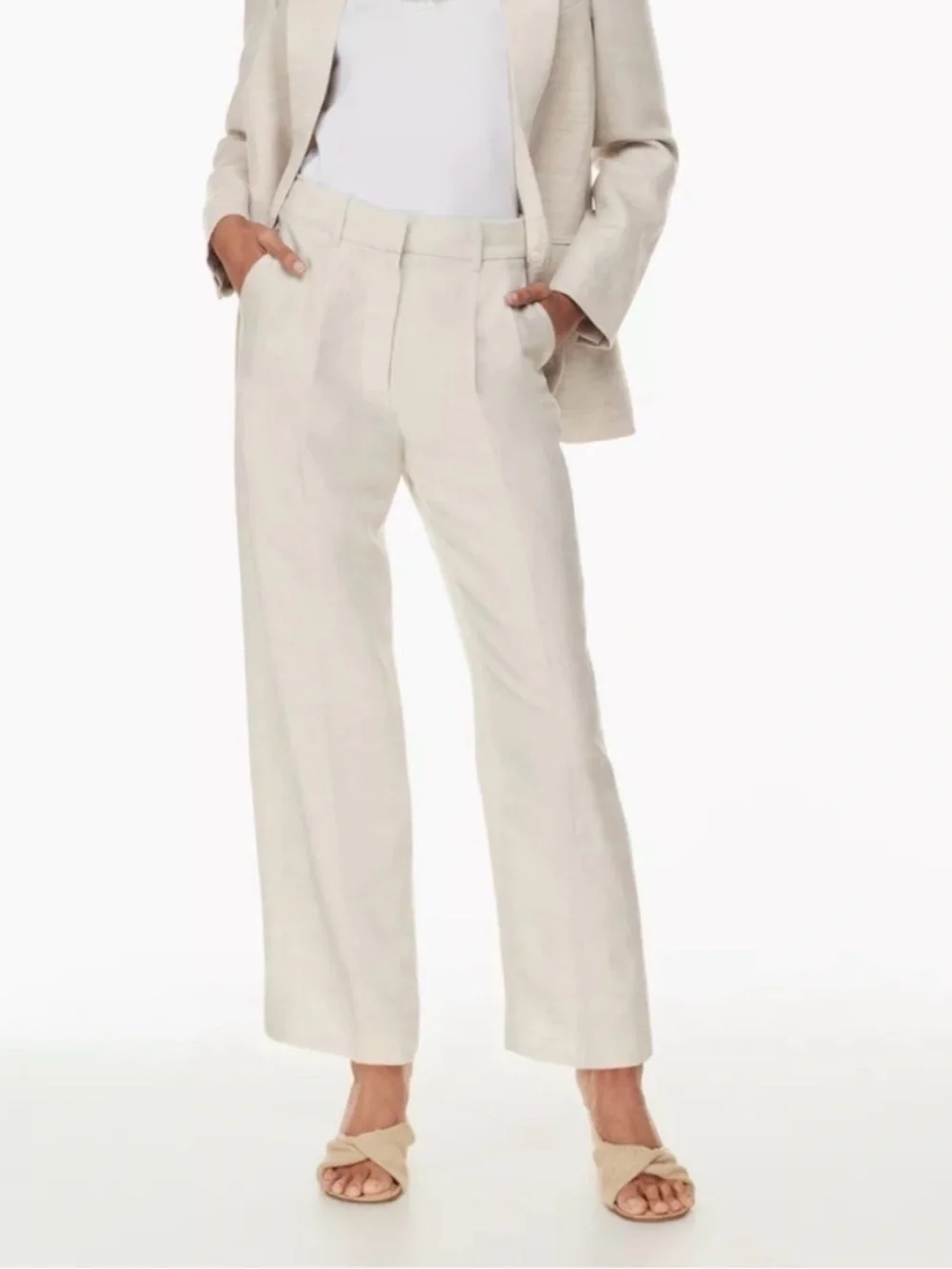 Wilfred Aritzia Carrot Linen Cropped Pleated Tailored Pant 0 Ecru Cream Chic